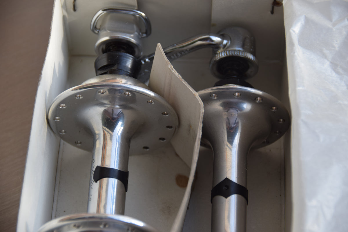 Campagnolo Record Strada Low Flange Hubs 28H NOS NIB