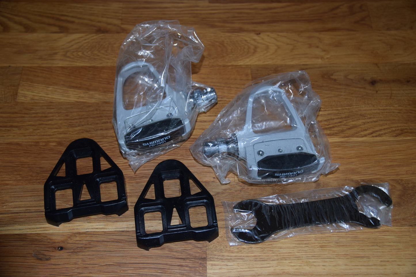 Shimano Dura-Ace PD-7401 Clipless Pedals 9/16" (NOS / NIB)