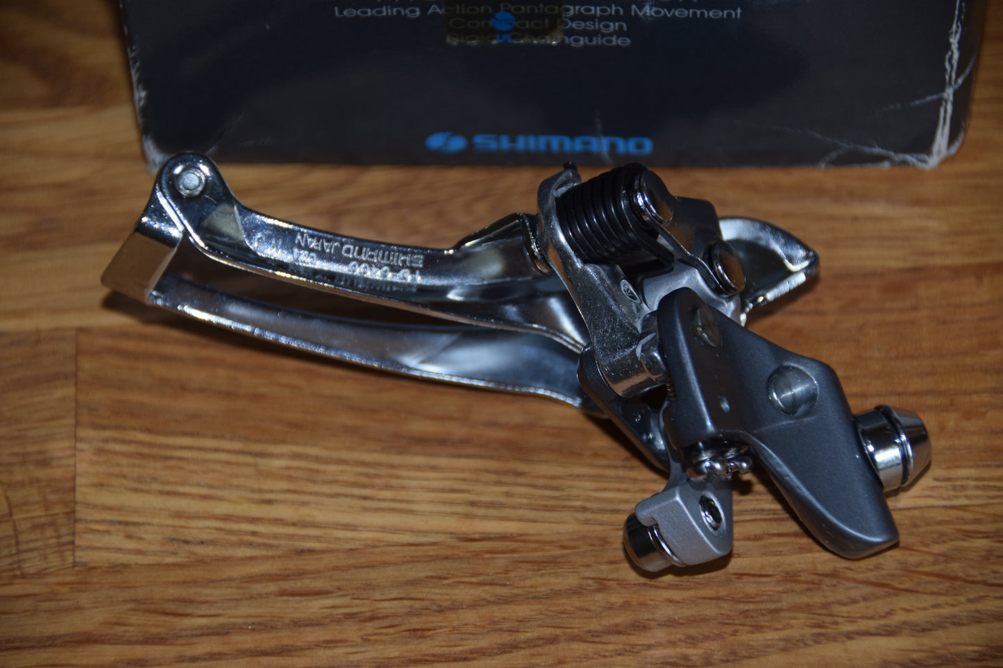 Shimano 600 Ultegra FD-6400 Front Derailleur Braze-on (NOS / NIB)