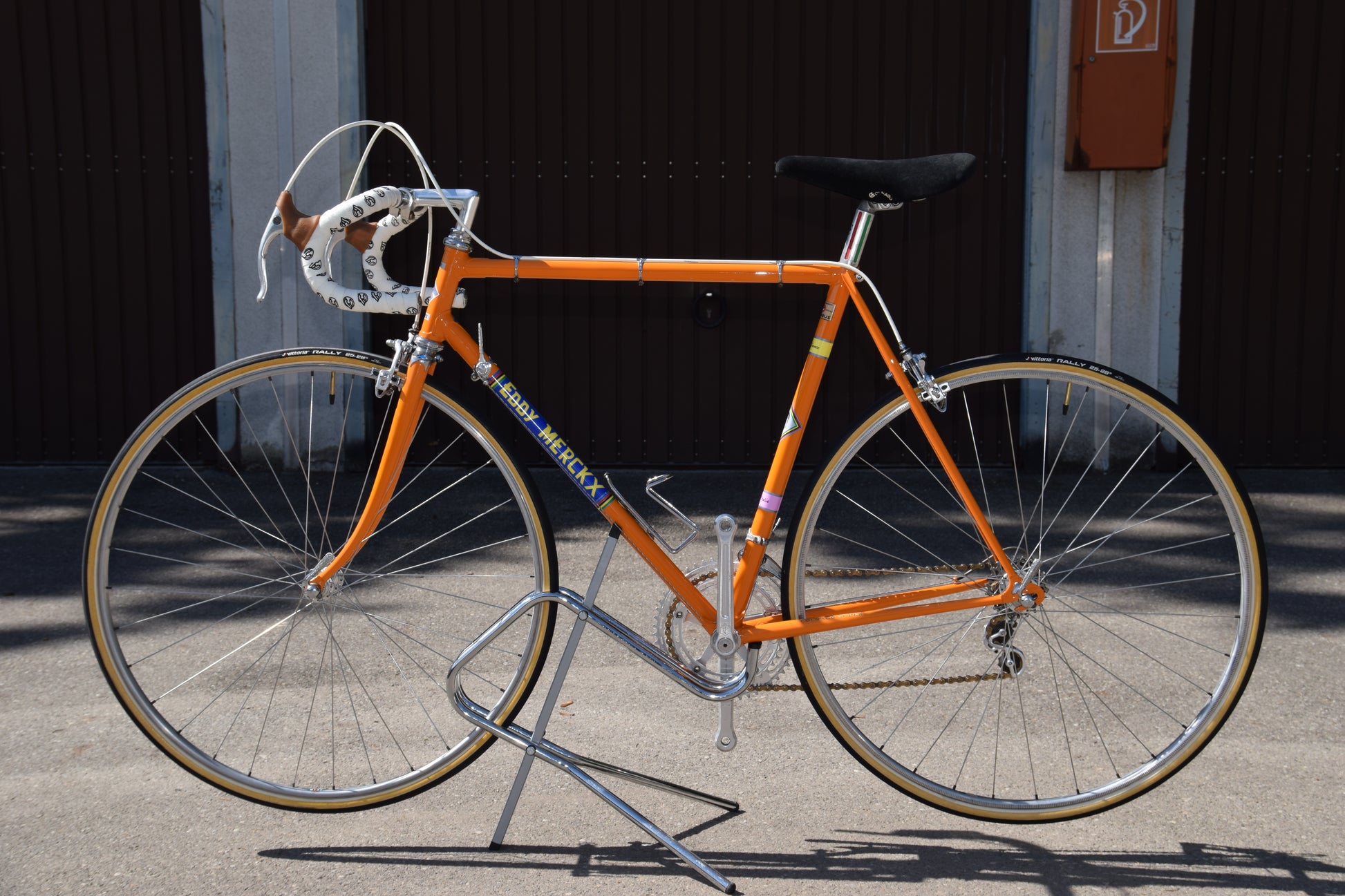 VÉLO ANCIEN EDDY merkx en état de rouler EUR 150,00 - FR VÉLO ANCIEN EDDY merkx en état de rouler EUR 150,00 - FR