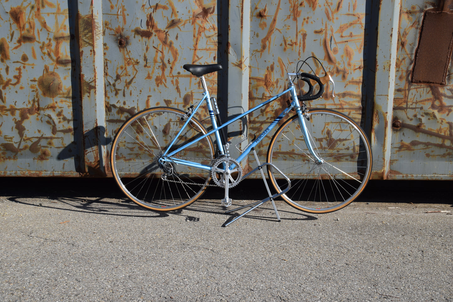 Hercules Ancona 53 cm